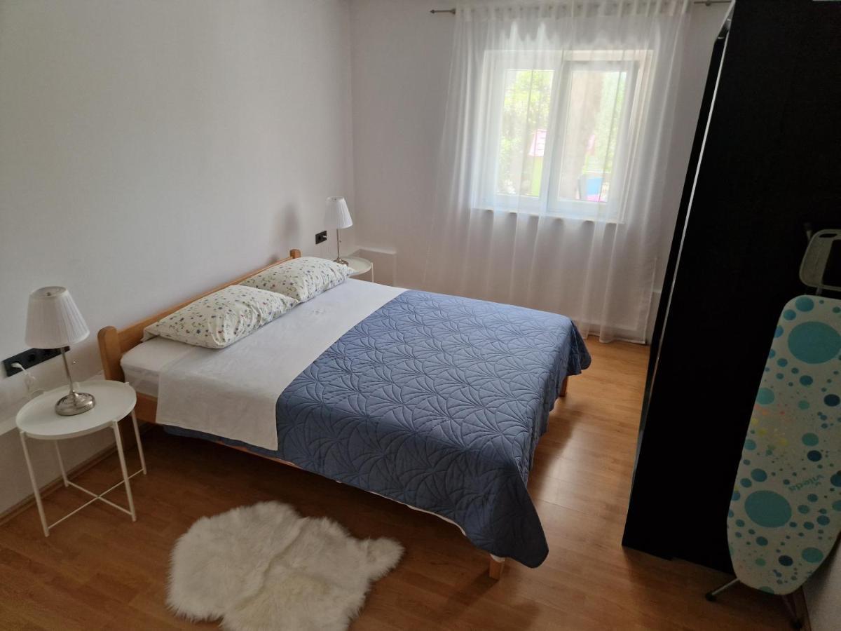 Apartman Jurjevic 크르크 외부 사진