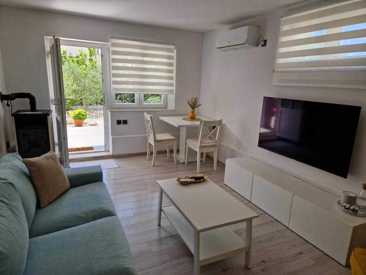 Apartman Jurjevic 크르크 외부 사진